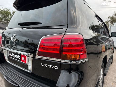 Lexus LX 2008 черный - фото 10