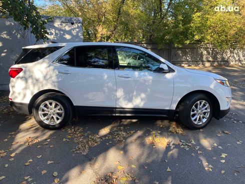 Chevrolet Equinox 2020 белый - фото 14