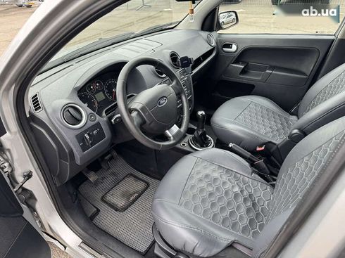 Ford Fusion 2011 - фото 12