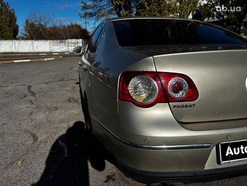 Volkswagen passat b6 2008 бежевый - фото 11