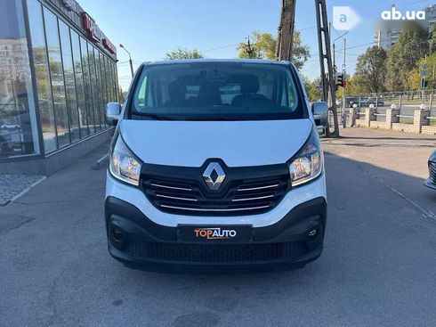 Renault Trafic 2015 - фото 2