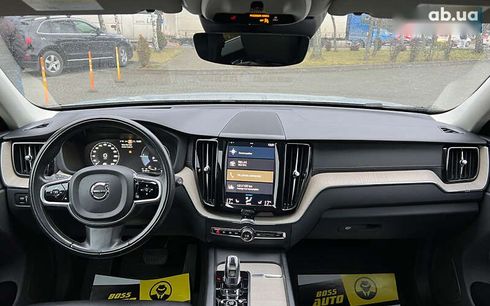 Volvo XC60 2018 - фото 15