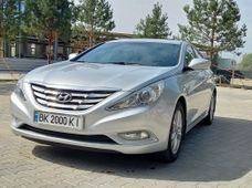 Продаж вживаних Hyundai Sonata в Рівненській області - купити на Автобазарі