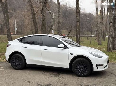 Tesla Model Y 2023 - фото 25