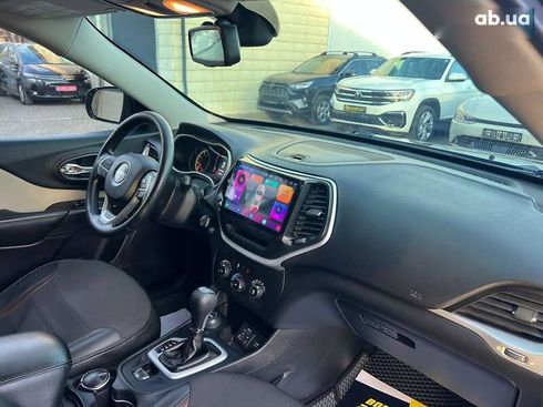 Jeep Cherokee 2016 - фото 22