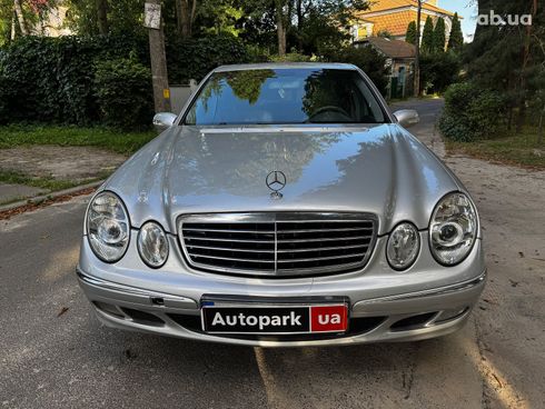 Mercedes-Benz E-Класс 2004 серый - фото 2