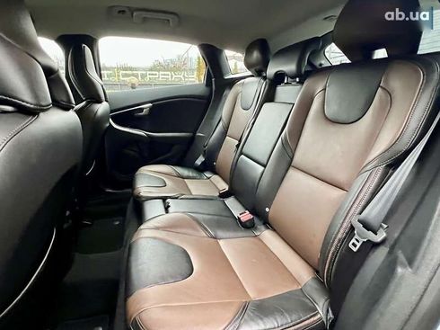 Volvo V40 Cross Country 2016 - фото 26