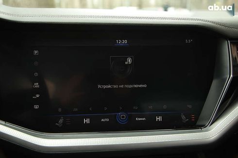 Volkswagen Touareg 2018 - фото 17