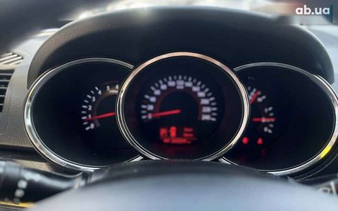 Kia Sorento 2011 - фото 13