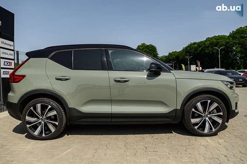 Volvo XC40 2021 - фото 12