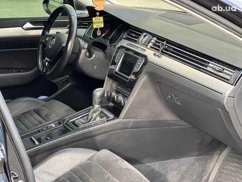 Volkswagen Passat 2017 черный - фото 64