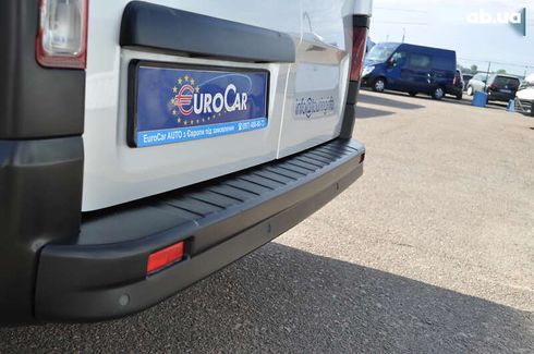 Renault Trafic 2020 - фото 16