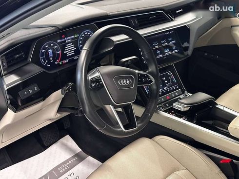 Audi E-Tron 2021 - фото 23