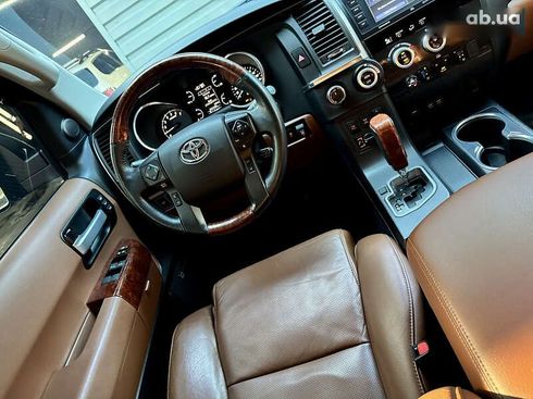 Toyota Sequoia 2021 - фото 22