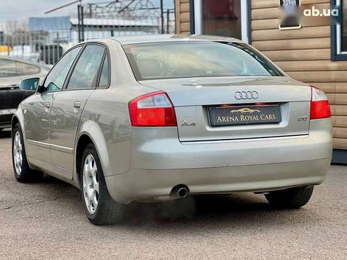 Audi A4 2004 - фото 8