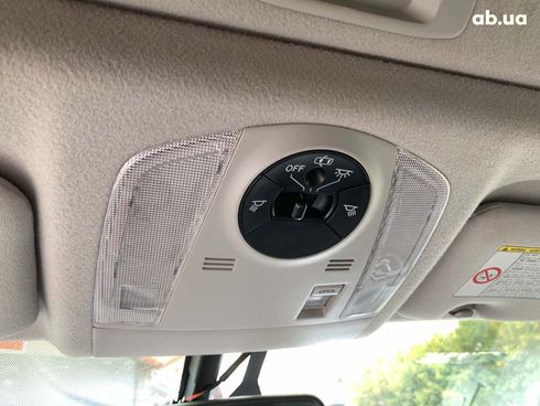 Toyota Prius 2010 серый - фото 107