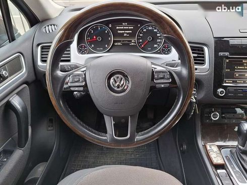 Volkswagen Touareg 2012 - фото 24