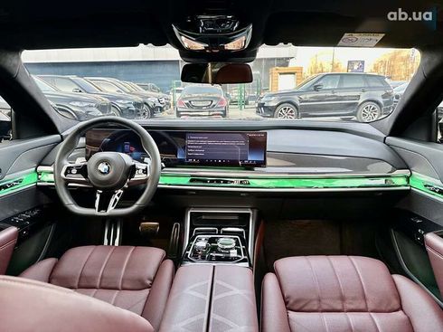 BMW 7 серия 2023 - фото 28