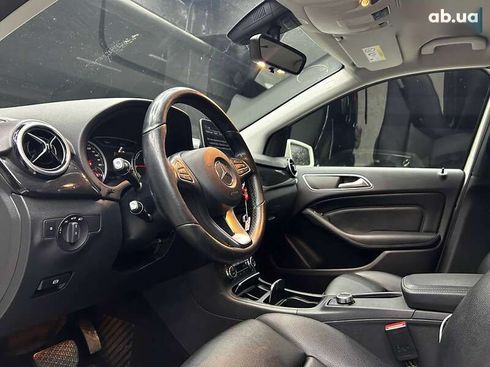 Mercedes-Benz B-Класс 2016 - фото 21