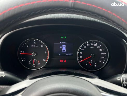 Kia Sportage 2018 белый - фото 37