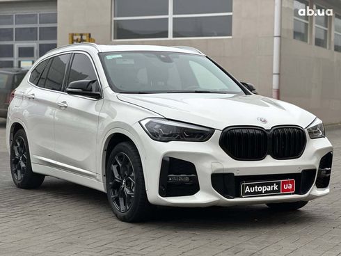 BMW X1 2021 белый - фото 3