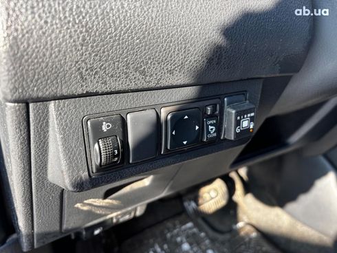 Nissan Tiida 2008 серый - фото 18