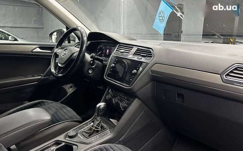 Volkswagen Tiguan 2018 - фото 16