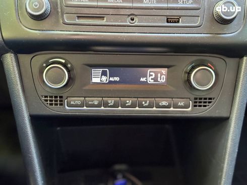 Volkswagen Polo 2018 синий - фото 46