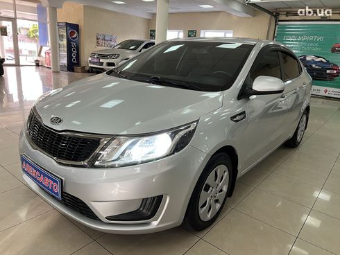 Kia Rio 2012 серебристый - фото 15