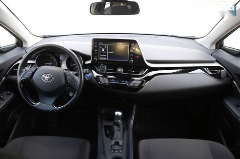 Toyota C-HR 2022 - фото 12