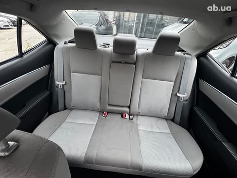 Toyota Corolla 2016 серый - фото 23