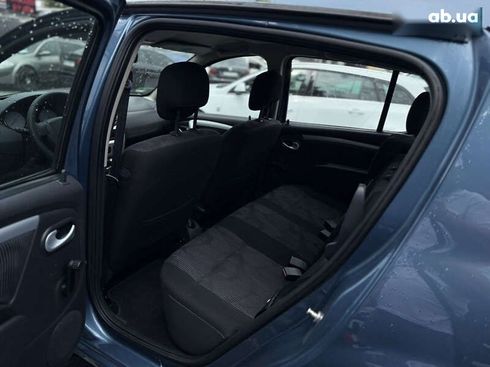 Dacia Sandero 2009 - фото 17
