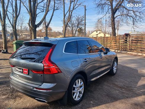 Volvo XC60 2017 серый - фото 5