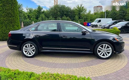 Volkswagen Passat 2017 - фото 8