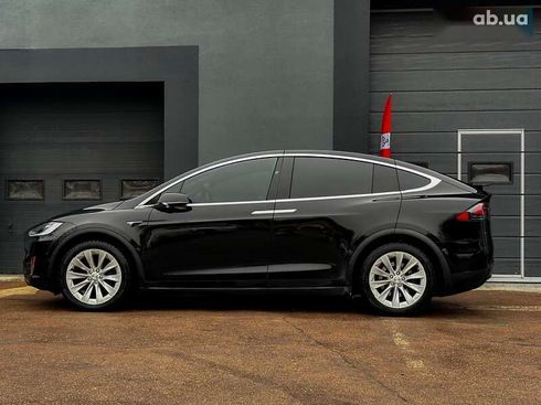 Tesla Model X 2019 - фото 5