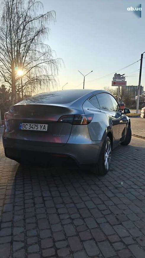 Tesla Model Y 2023 - фото 25