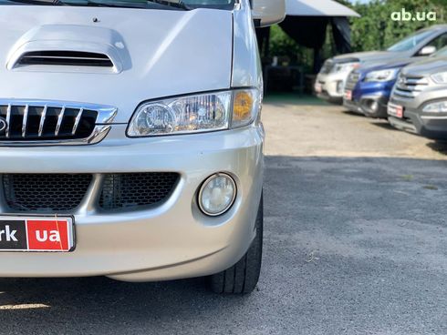 Hyundai H 1 2006 серый - фото 9