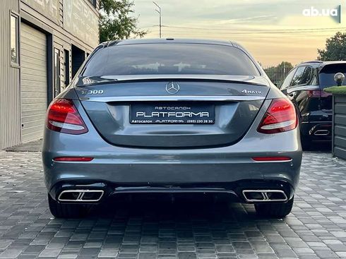 Mercedes-Benz E-Класс 2019 - фото 9