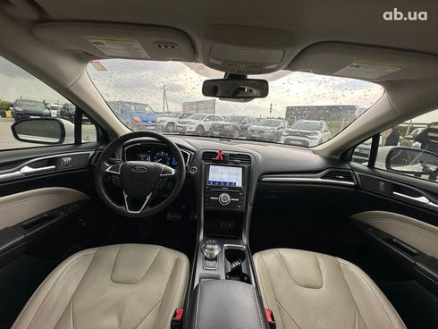 Ford Fusion 2017 белый - фото 32