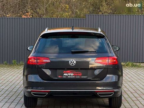 Volkswagen Passat 2017 - фото 5