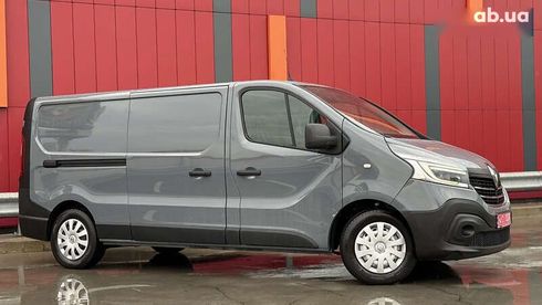 Renault Trafic 2020 - фото 11