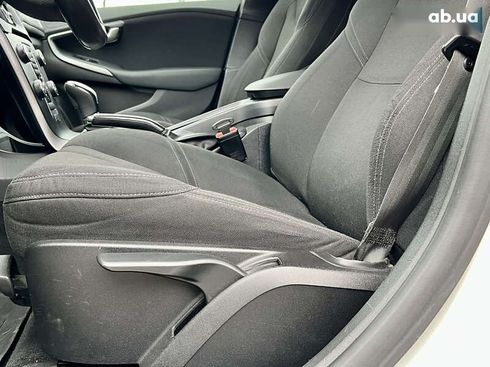 Volvo V40 2013 - фото 17