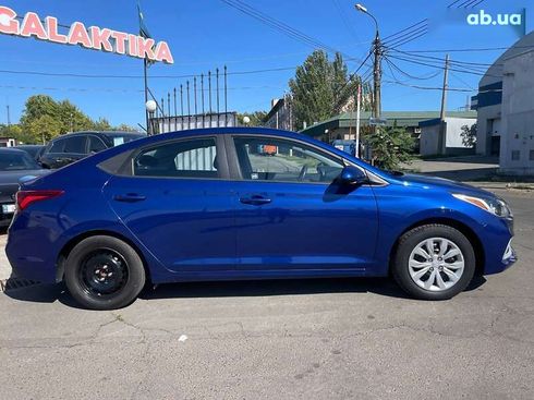 Hyundai Accent 2019 - фото 10
