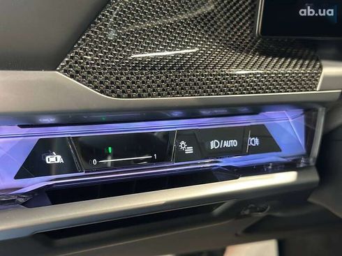 BMW i7 2023 - фото 27