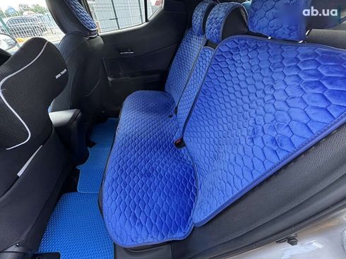 Toyota C-HR 2017 - фото 29