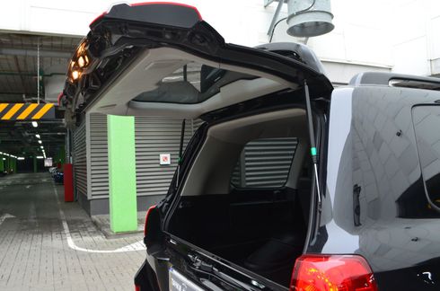 Toyota Land Cruiser 2010 черный - фото 11