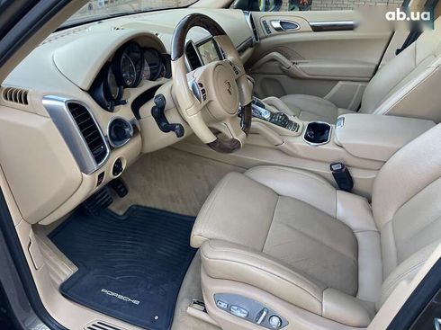 Porsche Cayenne 2012 - фото 2