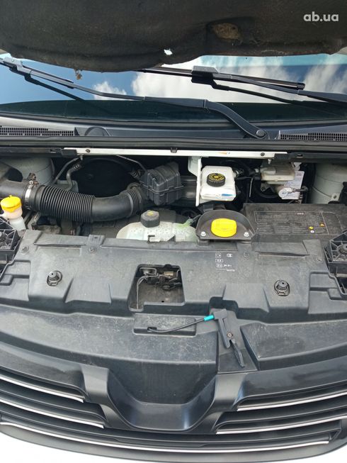 Renault Trafic 2015 белый - фото 10