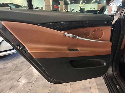 BMW 5 серия 2011 - фото 20