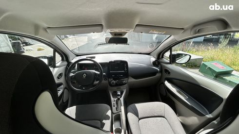 Renault Zoe 2016 белый - фото 7